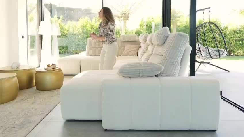 Sofá chaise longue Acomodel en salón - representante en Valencia